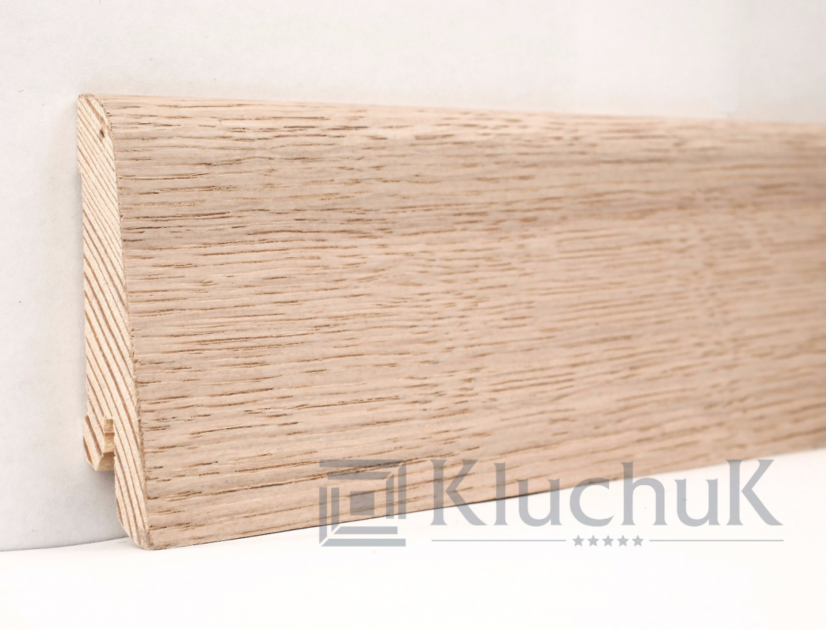 Плінтус дерев'яний Kluchuk Євро Дуб вибілений, 18х60х2400 мм