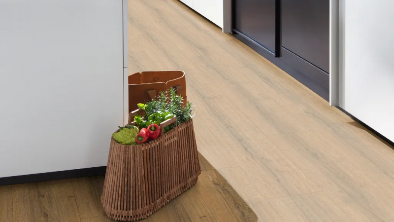 Ламінат Egger Large AQUA+ 33/8 Дуб Шерман коньяк коричневий