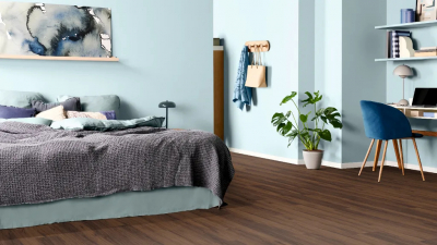 Ламінат Egger Classic V4 32/8 Горіх Вармія коричневий