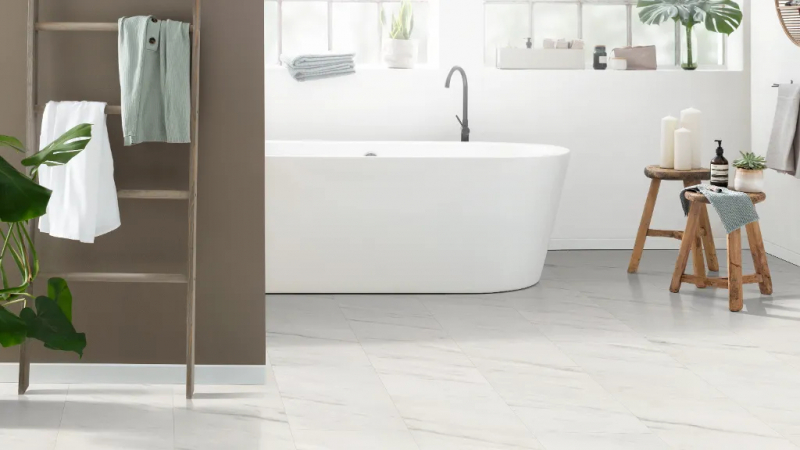 Ламінат Egger Kingsize AQUA+ 33/8 Мармур Леванто білий