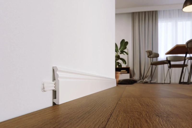 Плінтус Arbiton STIQ XL  STX820 Білий 80*14 мм 2,2 м