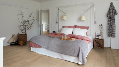 Ламінат Egger Classic V4 32/8 Дуб Елва натуральний