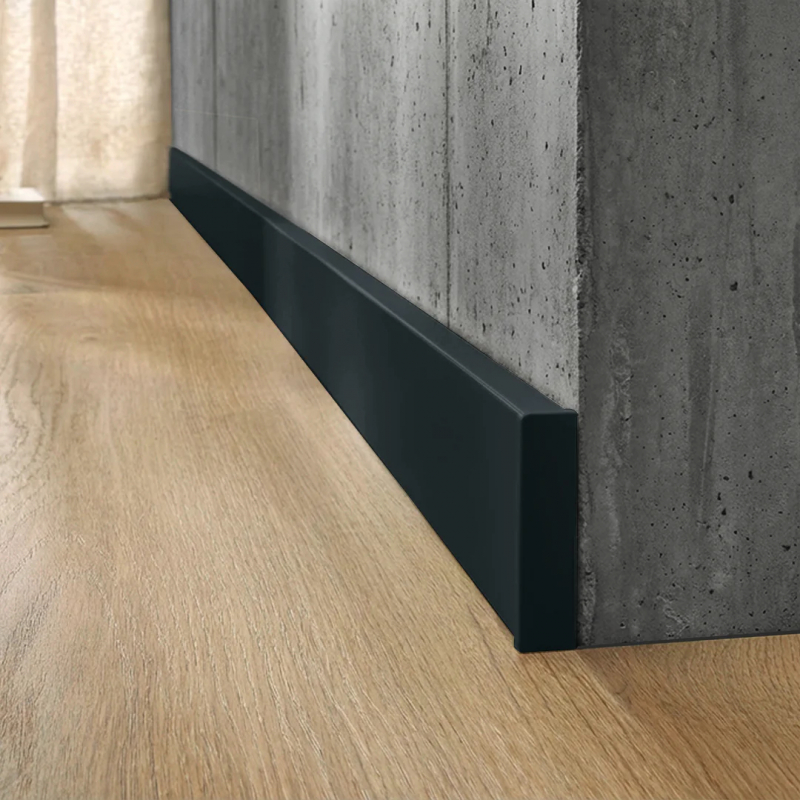 Плінтус Arbiton STIQ XL STX810 200 Black 80*15 мм 2,2 м