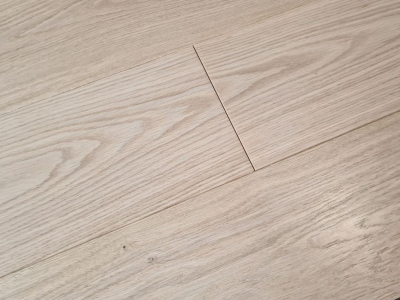 Паркетна дошка Ellwood Herringbone 90 Селект 052 Дуб Кремовий 140 мм T&amp;G УФ Олія фаска V4 1-смуговий дизайн