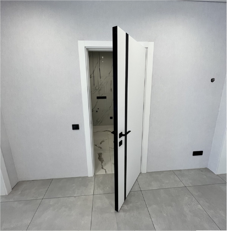 Міжкімнатні двері Stildoors Loft Лофт Гласс 900 Білий Мат (ПП), чорний матовий торець