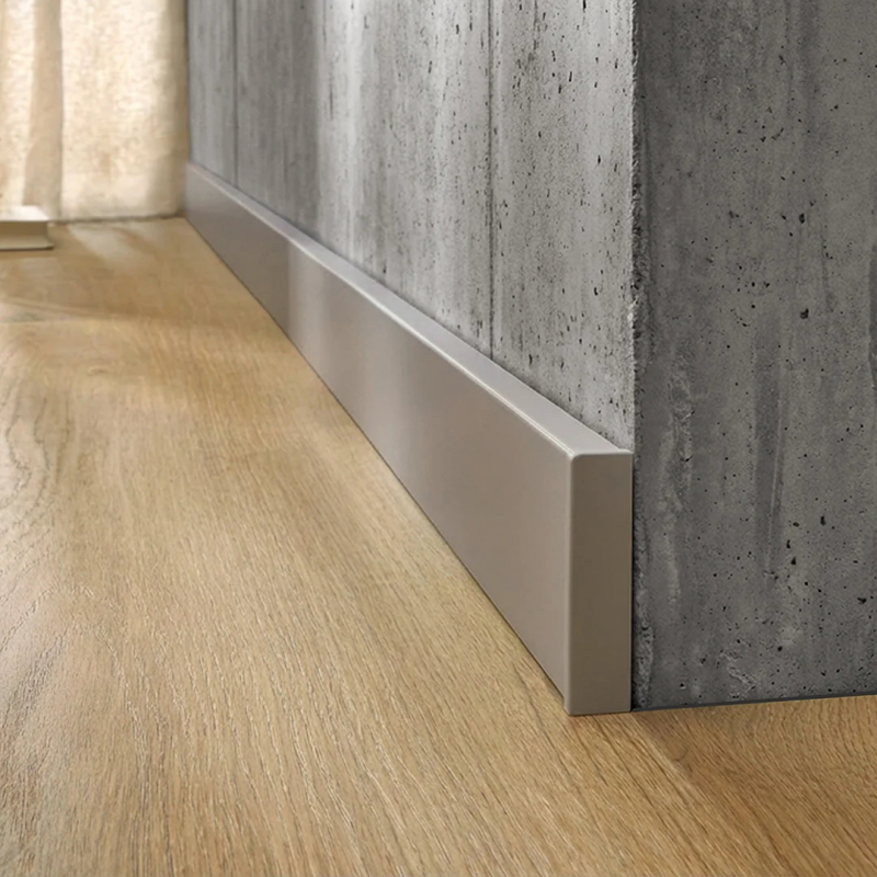 Плінтус Arbiton STIQ XL STX810 212 Cappucino 80*15 мм 2,2 м