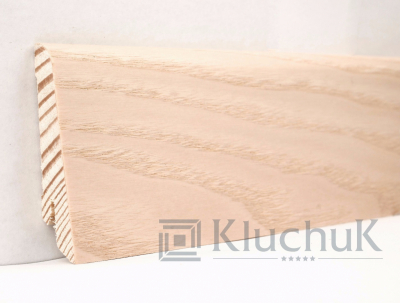 Плінтус дерев'яний Kluchuk Євро Ясен вибілений, 18х60х2400 мм